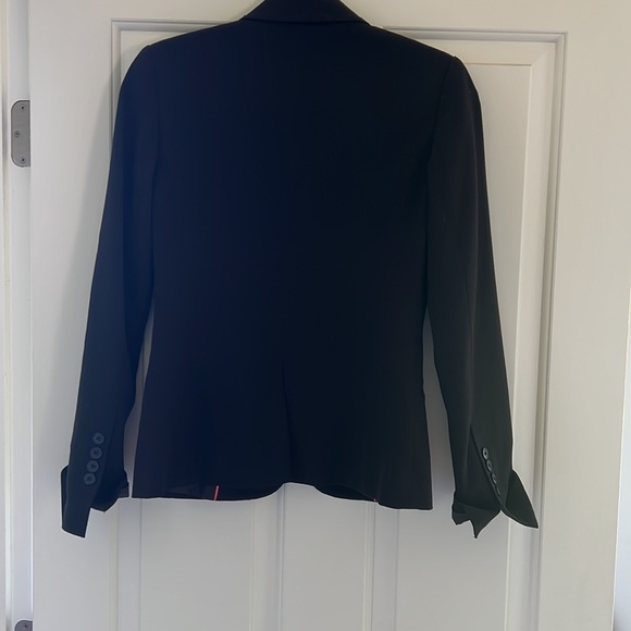 Perfect Black H&M Blazer - Picture 4 of 8
